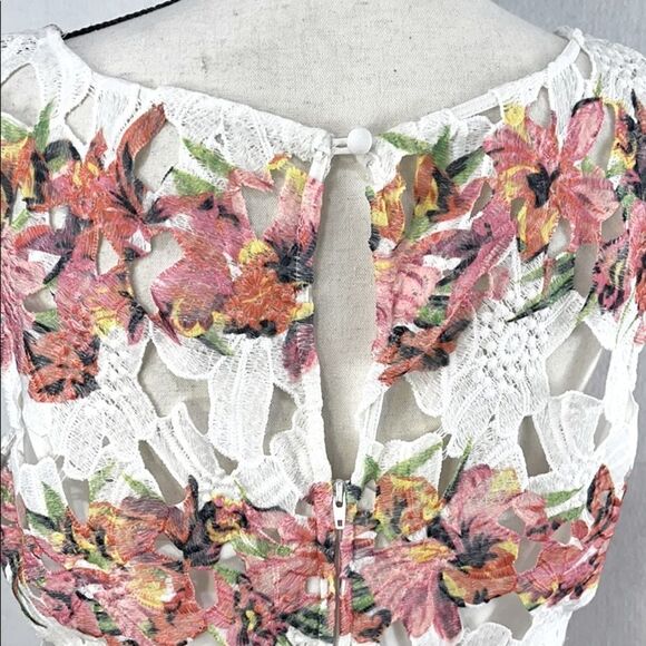 PLUS SIZE NWT Bisou Bisou floral lace sleeveless dress - Picture 5 of 7